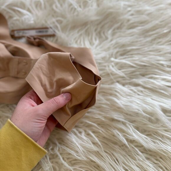 Skims Naked Scoop Bra Clay Size Small - Picture 9 of 9